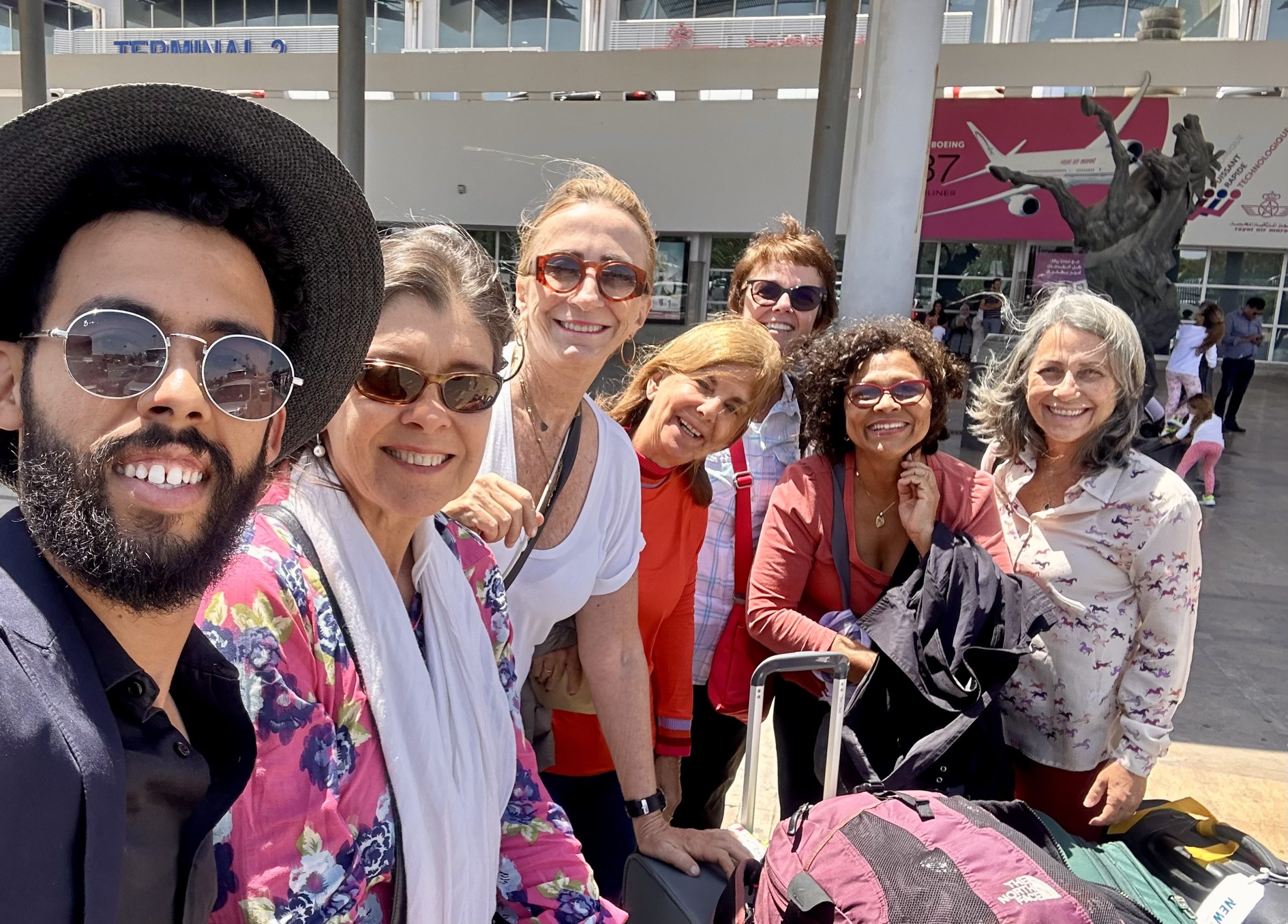 Morocco travel, exploring desert landscapes, traditional culture, and scenic adventures.