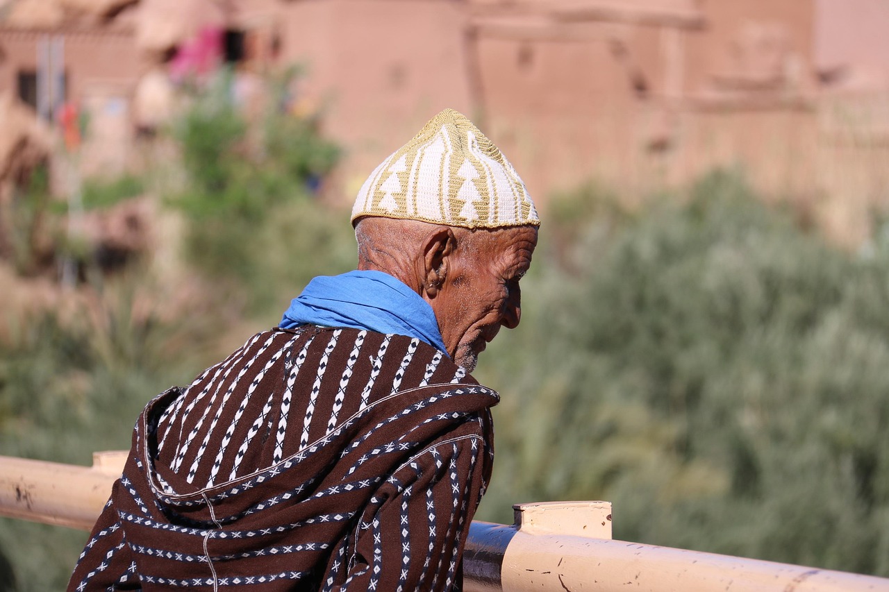 Berber culture in Morocco, also known as Amazigh culture, stands as one of North Africa’s oldest and most vibrant indigenous legacies. The Amazigh people, indigenous to Morocco, have maintained their language, customs, and identity over centuries of history. This article takes a closer look at the rich Berber traditions, lively way of life, beautiful music, unique art, and festive celebrations that shape Morocco culture today.